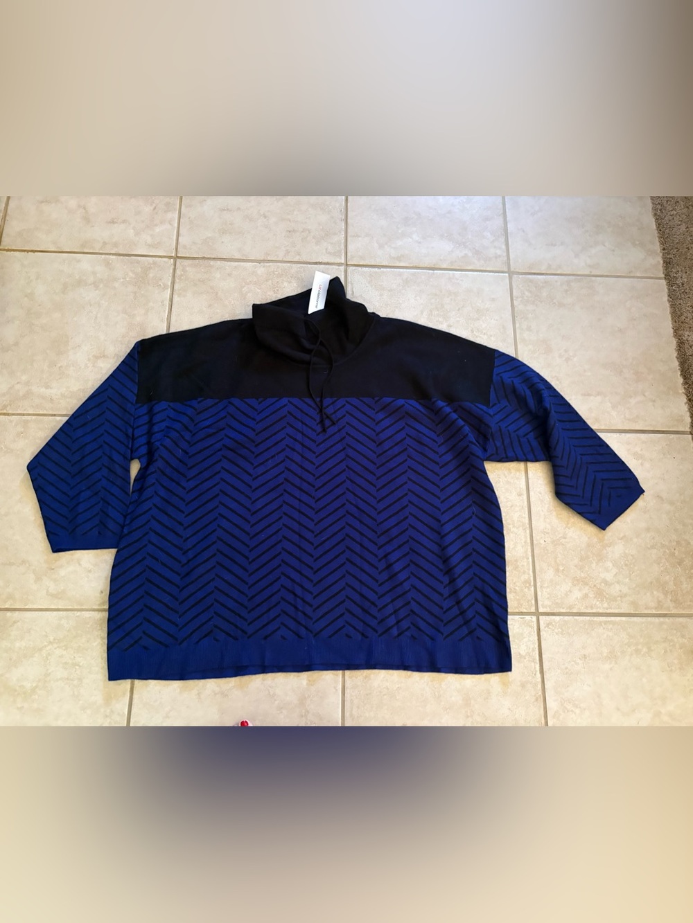 NWT Liz Claiborne 4x mock neck sweater